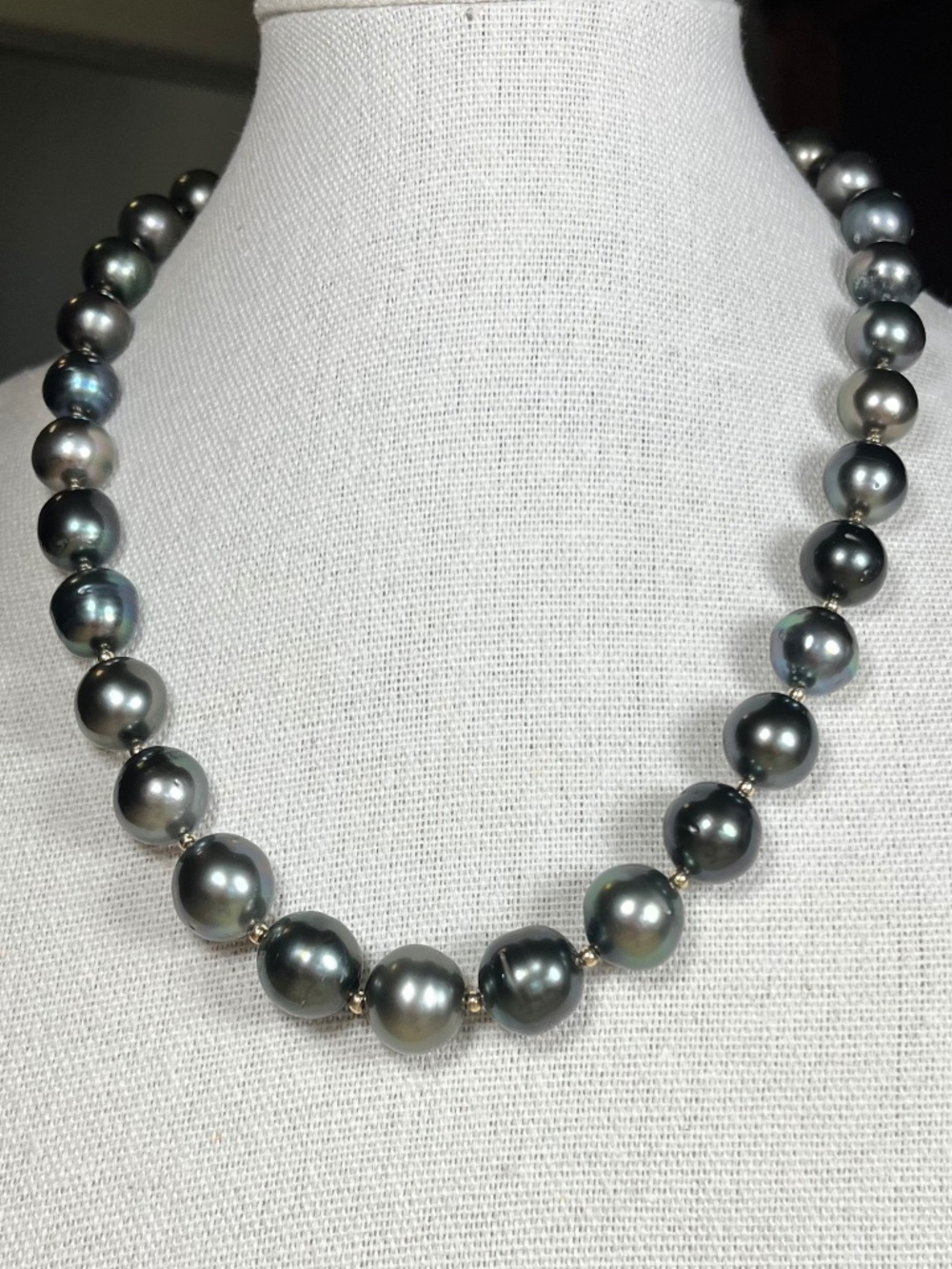 14k Gold Beads Natural Black Tahitian Pearl 16 Inch Necklace